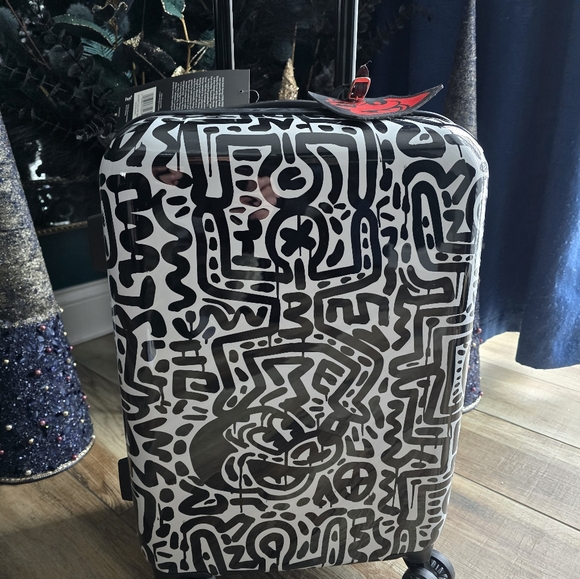 Keith Haring x Disney Mickey Carry-On American tourister newKeith Haring x Disne - Picture 1 of 6